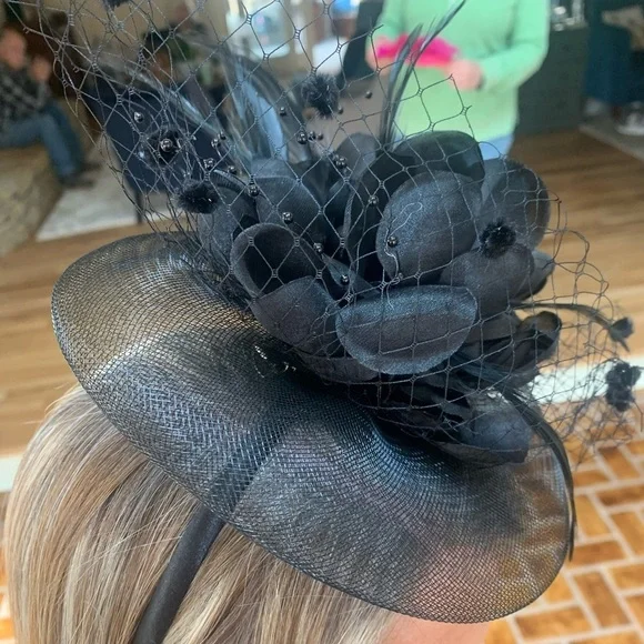 Kentucky Derby Fascinator Hat Classic black NEW! High  display picture 1